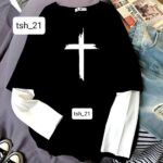 تیشرت مشکي طرح دار آستین سفید (آستین چسبیده) سري سوم