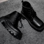 بوت مشکی آیلار