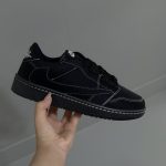 تراویس full black (زیره عطری)