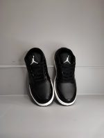 جردن مشکی ورنی - Image 2