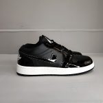 جردن مشکی ورنی