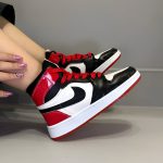 جردن مشکی قرمز ساقدار