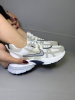 نایک v2k سفید سرمه ای - Image 2