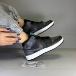 جردن طوسی مشکی ساقدار (+بند اضافه)