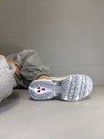 نیوبالانس 530 کرم طوسی سفید - Image 2