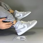 جردن طوسی سفید ساقدار (+بند اضافه)