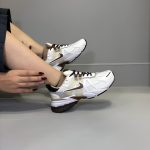 نایک V2k سفید شکلاتی